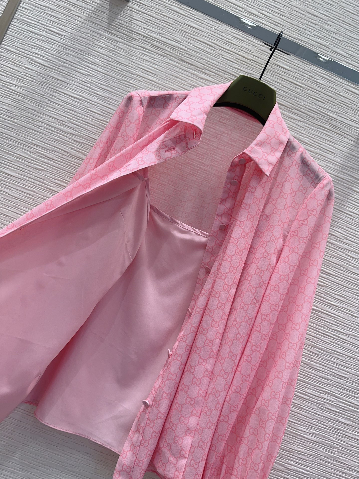 [TOP] GUCCI Shirt + Skirt Set - Pink