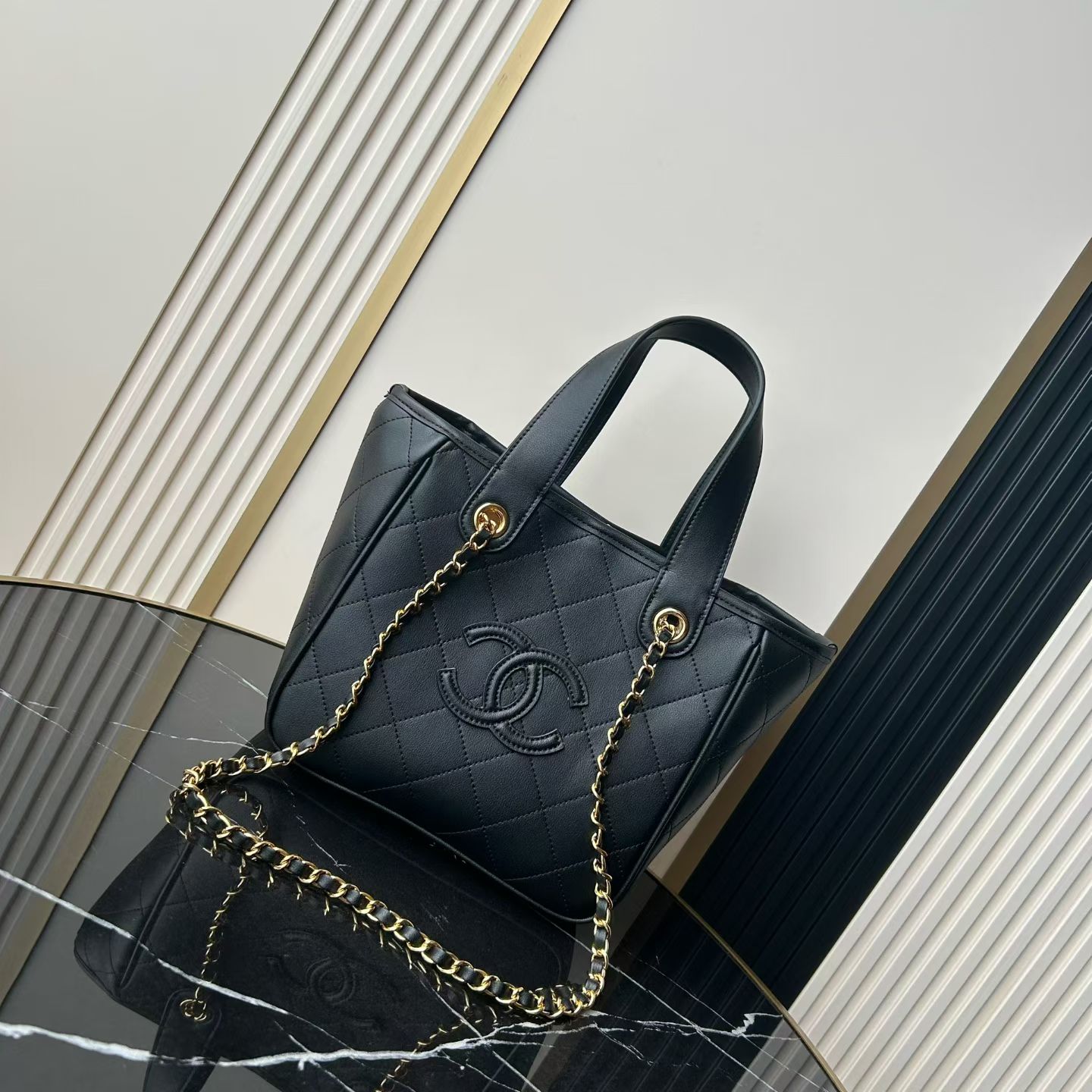 [TOP] CHANEL  Tote Bag  20.5/21/15cm/ 30/36/17cm- 2 Colors - 711 Luxury