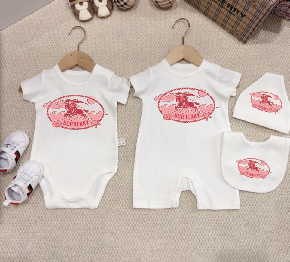Burberry Unisex Baby White Ocean Knight Print Short Sleeve Bodysuit Romper Toddler Sizes 59-90 infant