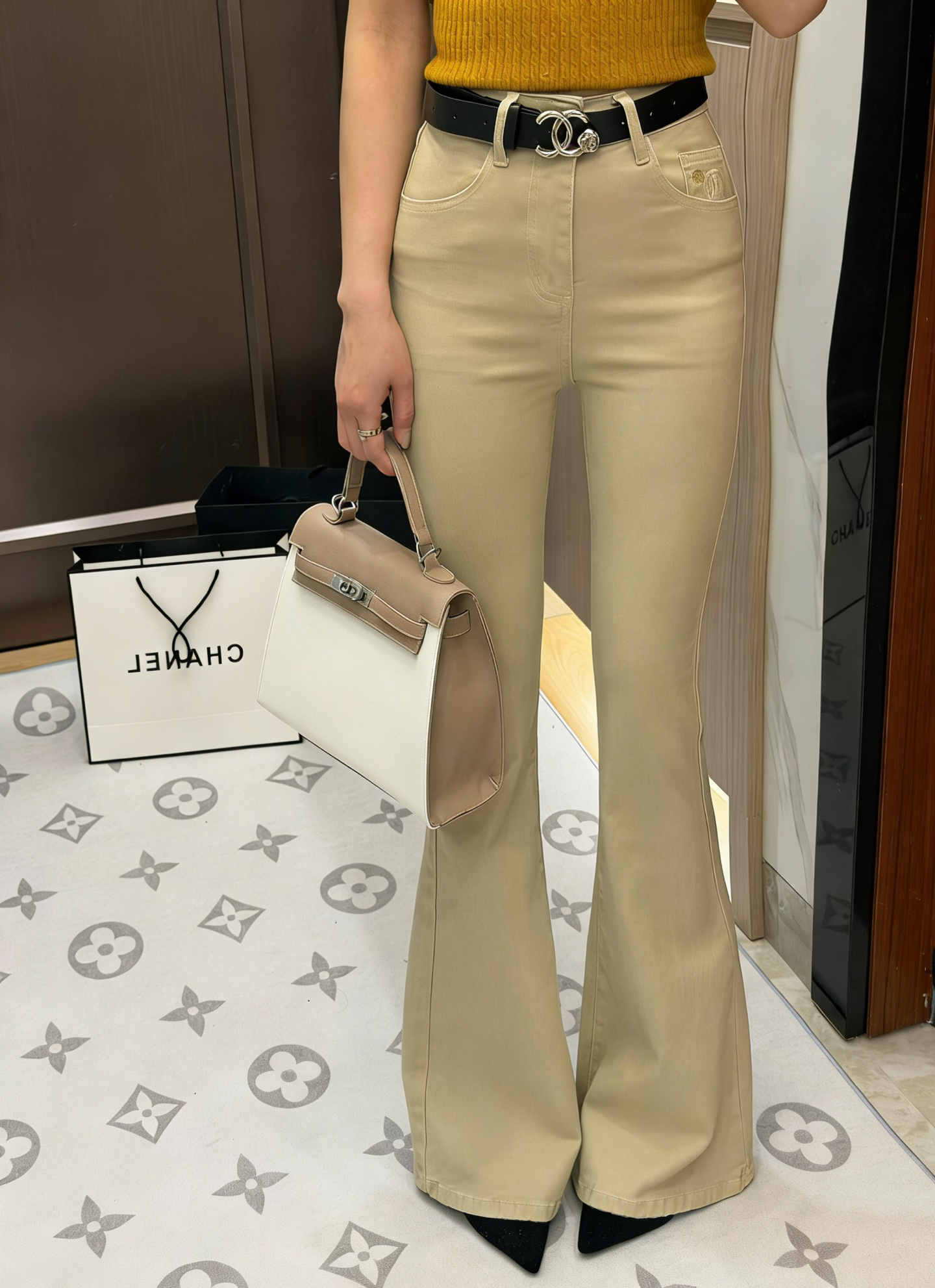 [TOP] CHANEL Pants - Khaki