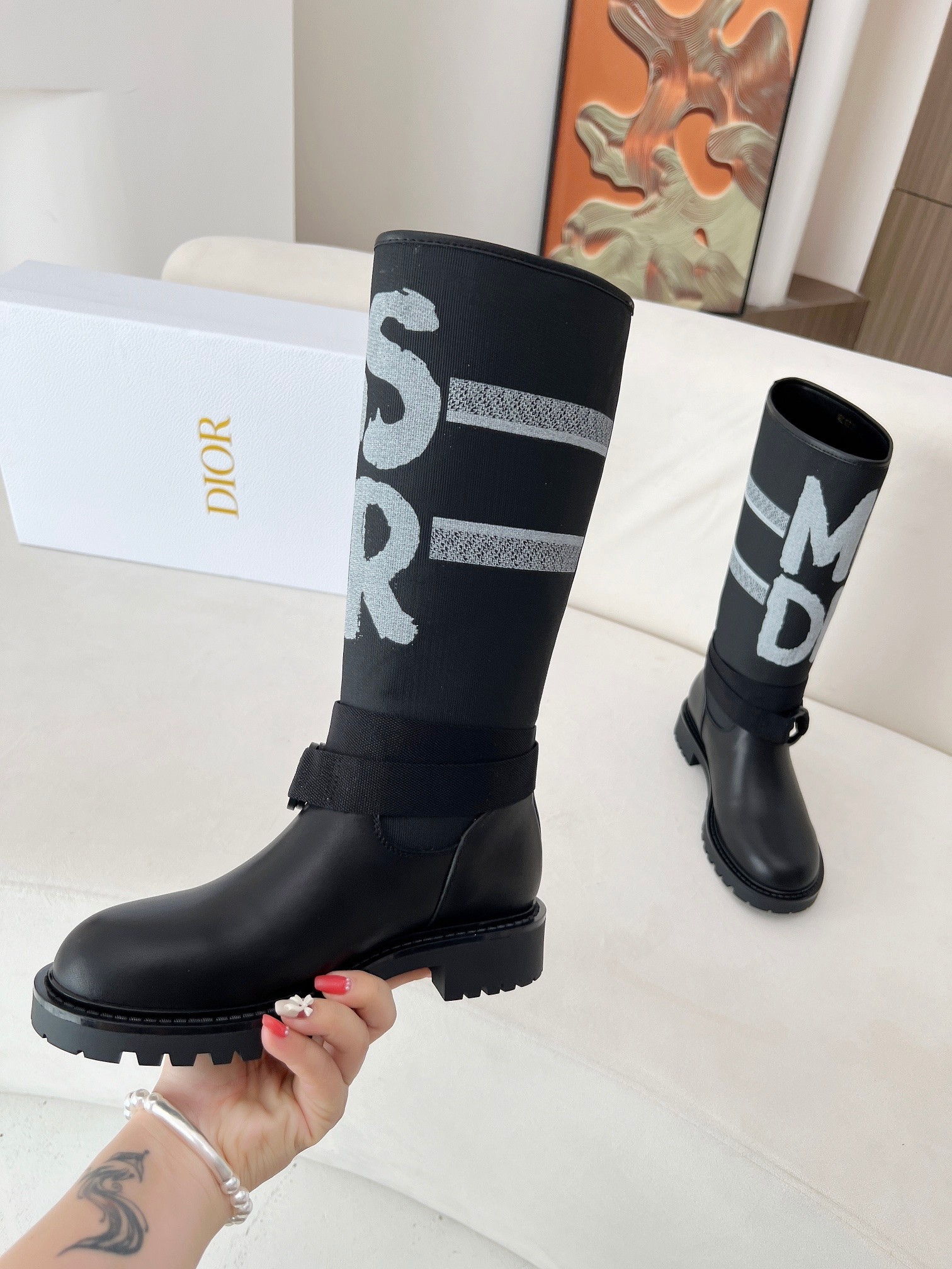 [TOP] Christian Dior Cowhide Boots - Black - 711 Luxury