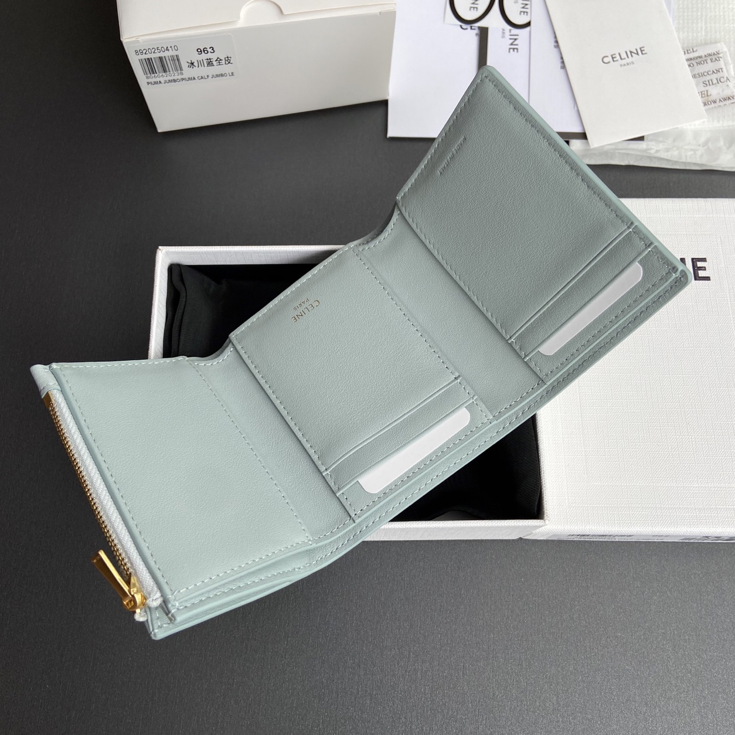 [TOP] CELINE VICTOIRE Calfskin Wallet 10.5-8-2cm - Blue - 711 Luxury