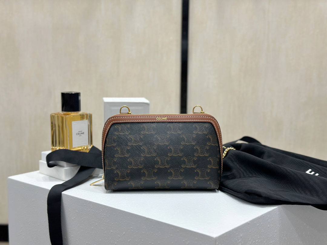 [TOP] CELINE Shell Bag Cowhide 16x11x8cm - Black - 711 Luxury