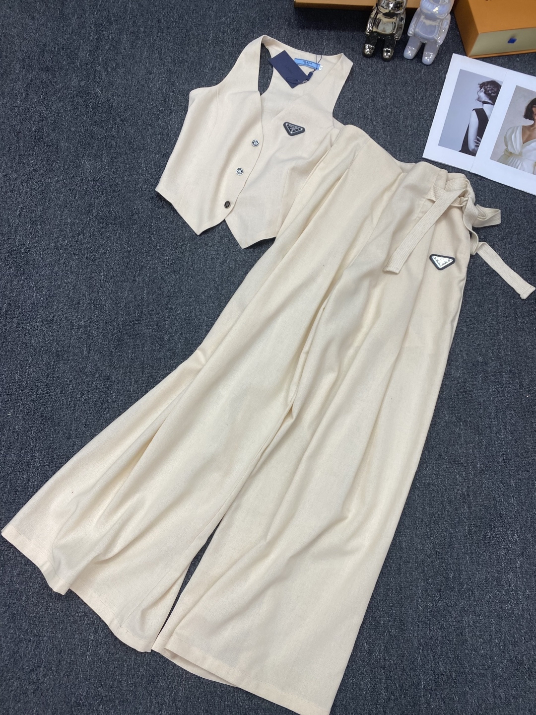 [TOP] PRADA Suit - Apricot