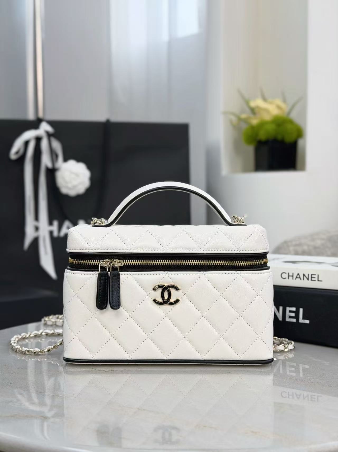 Chanel Panda LP Box #384204