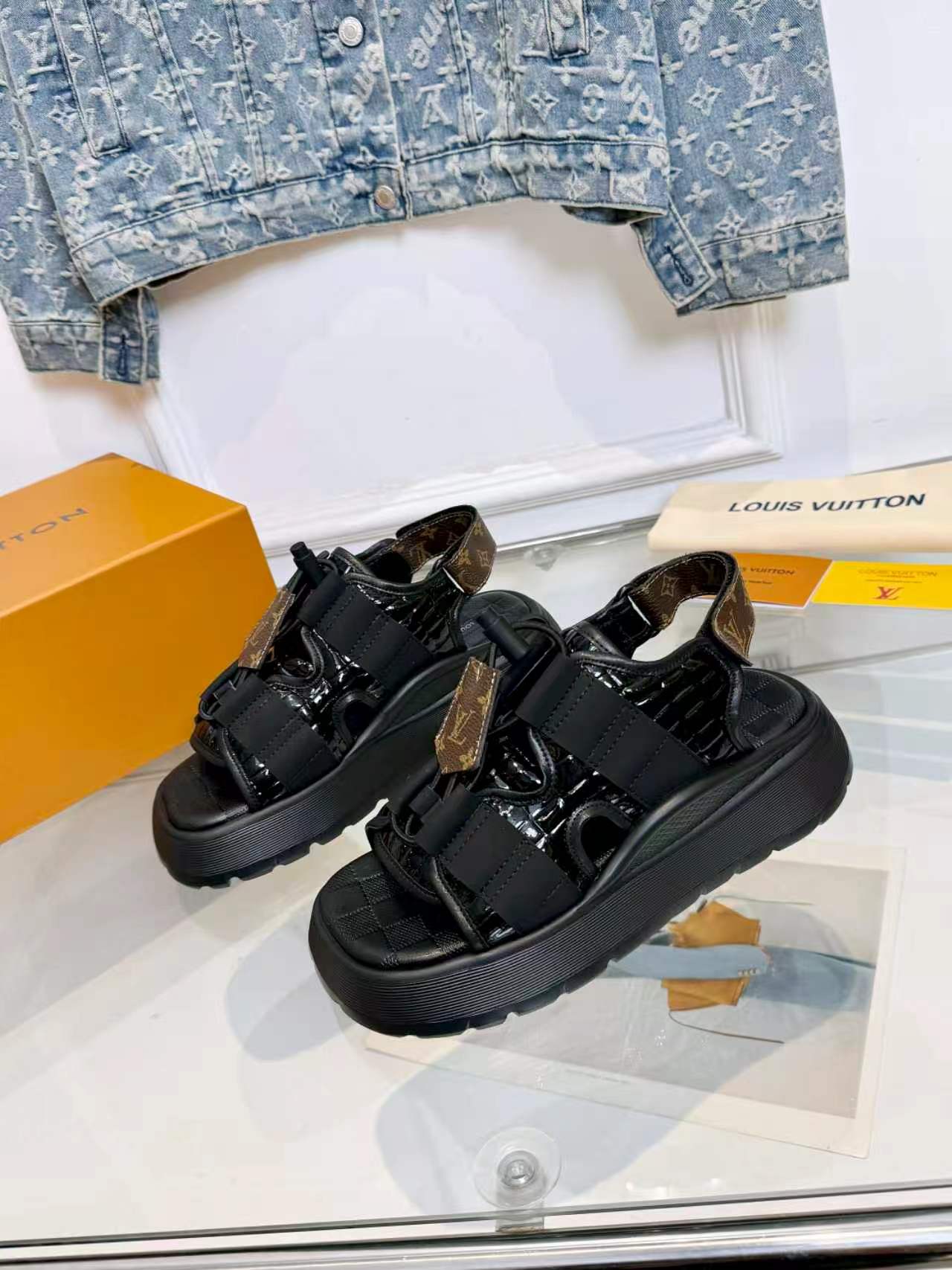 [TOP] Louis Vuitton LV Sandals - Brown - 711 Luxury