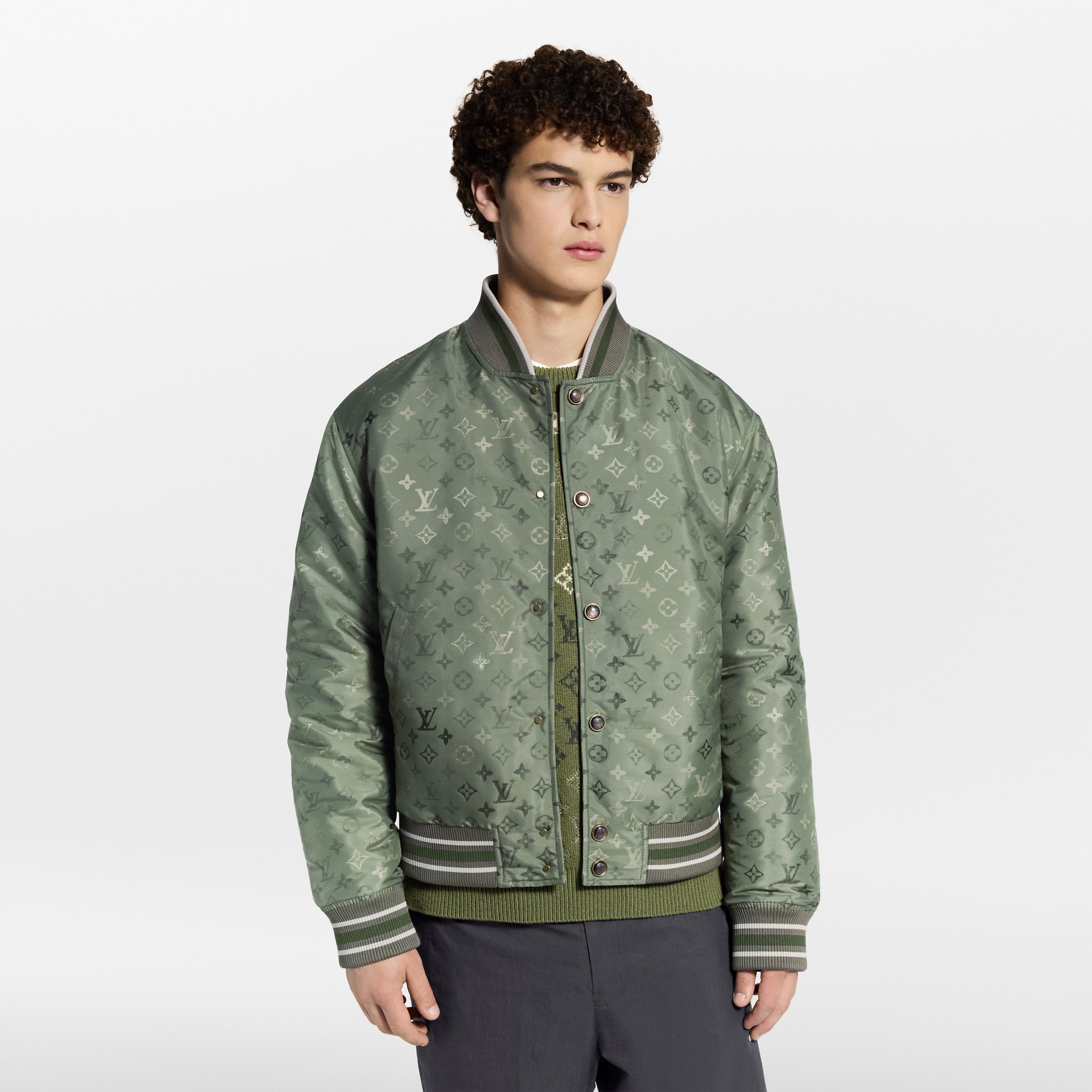 LOUIS VUITTON Monogram Bomber #393079