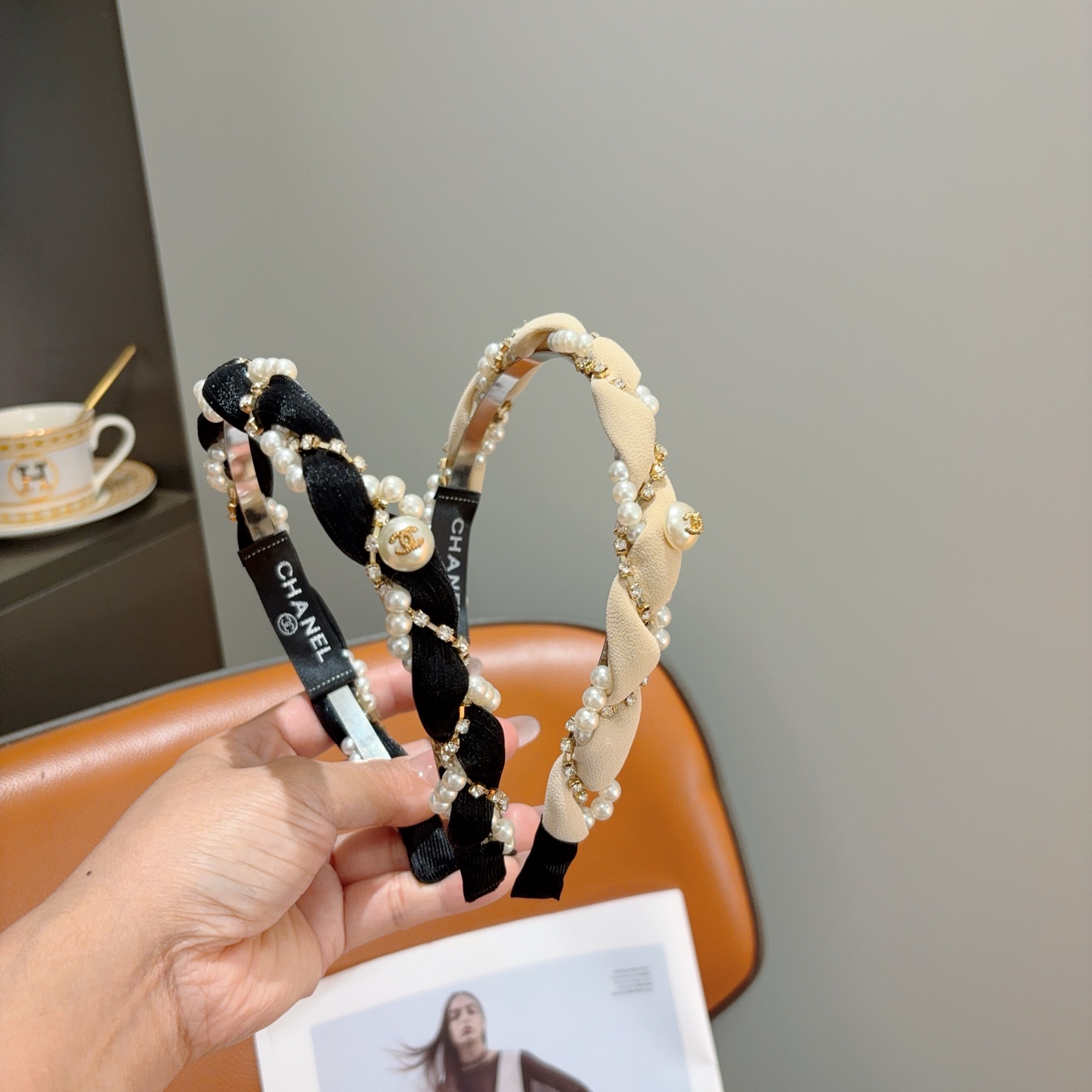 [TOP] CHANEL Hairband - 2 Colors - 711 Luxury