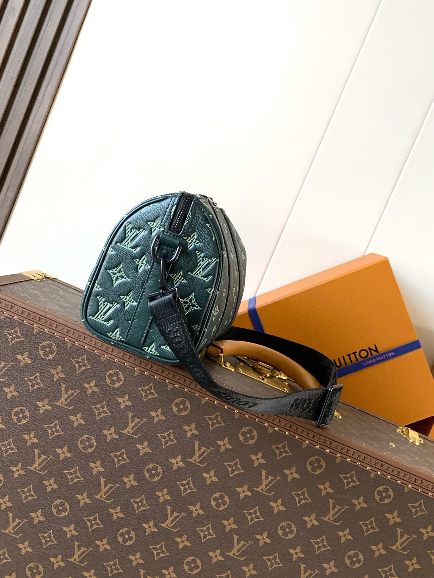 [TOP] Louis Vuitton LV City Keepall Handbag 27.5x16.5x15CM - Green