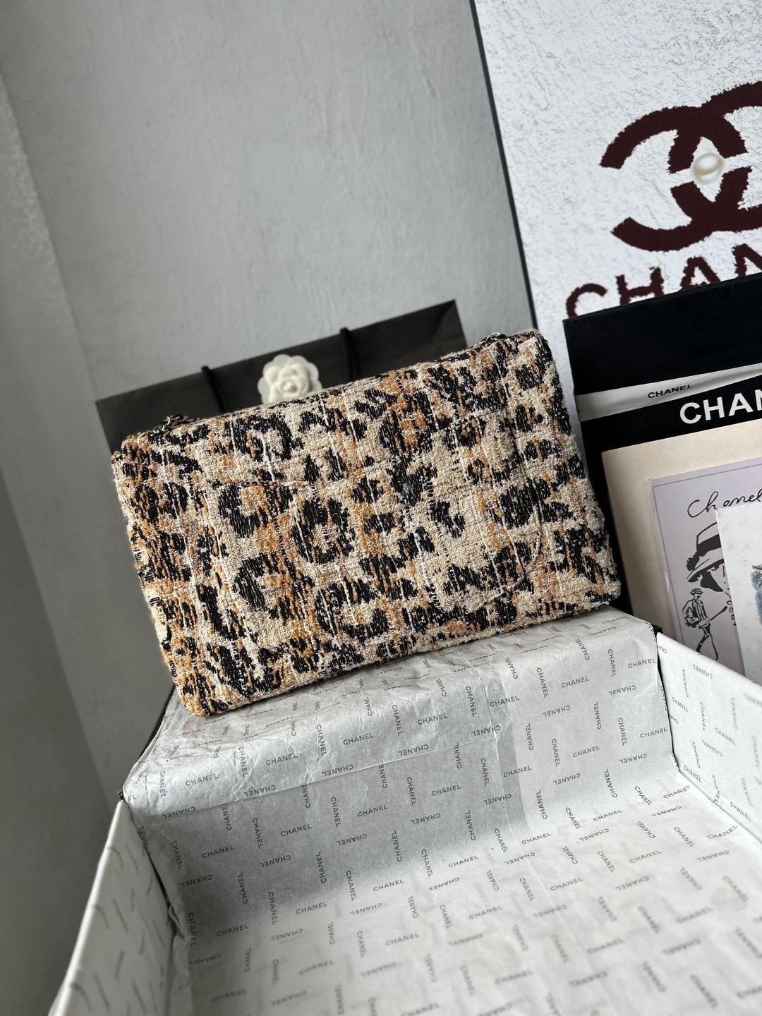 [TOP] CHANEL Maxi Flap Bag 38x26x11cm - Brown - 711 Luxury
