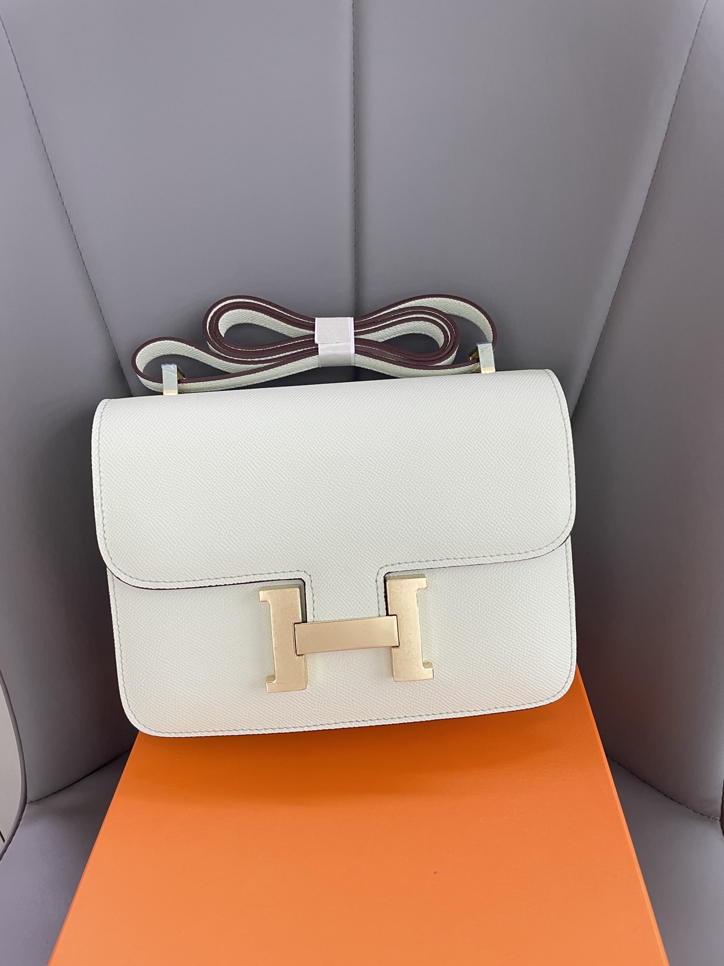 Hermes Constance Mini