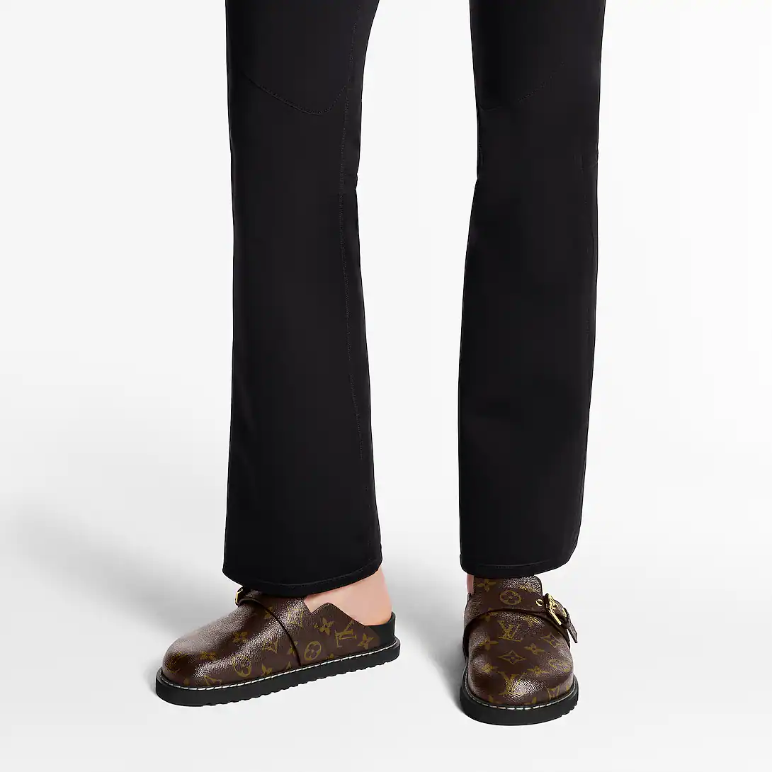 [TOP] Louis Vuitton LV Cosy Flat Comfort Clog - Brown