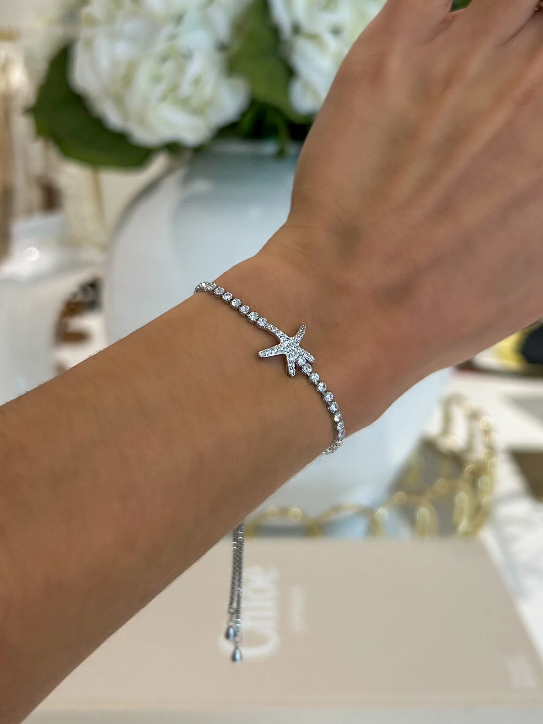 Starfish Diamante Adjustable Bracelet (2 Colours)