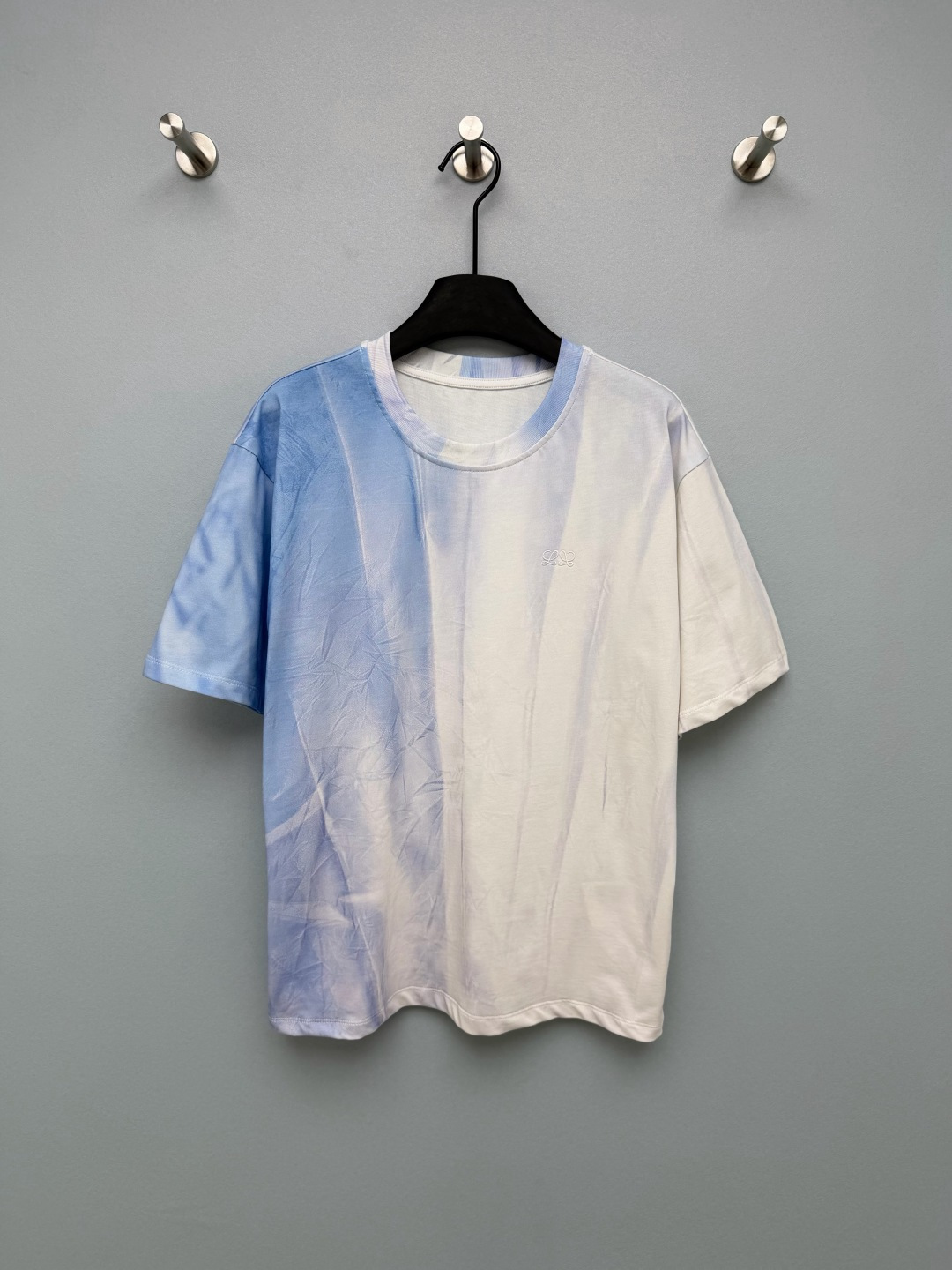 [TOP] LOEWE  T-shirt - Blue and White - 711 Luxury