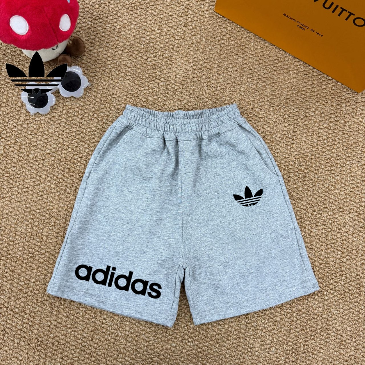 Adidas Originals Unisex Kids Casual Sports Shorts Classic Trefoil Logo Print Sweat Shorts Full Complete Tags Sizes 90-150 Boys Girls Summer Elastic Waist Shorts