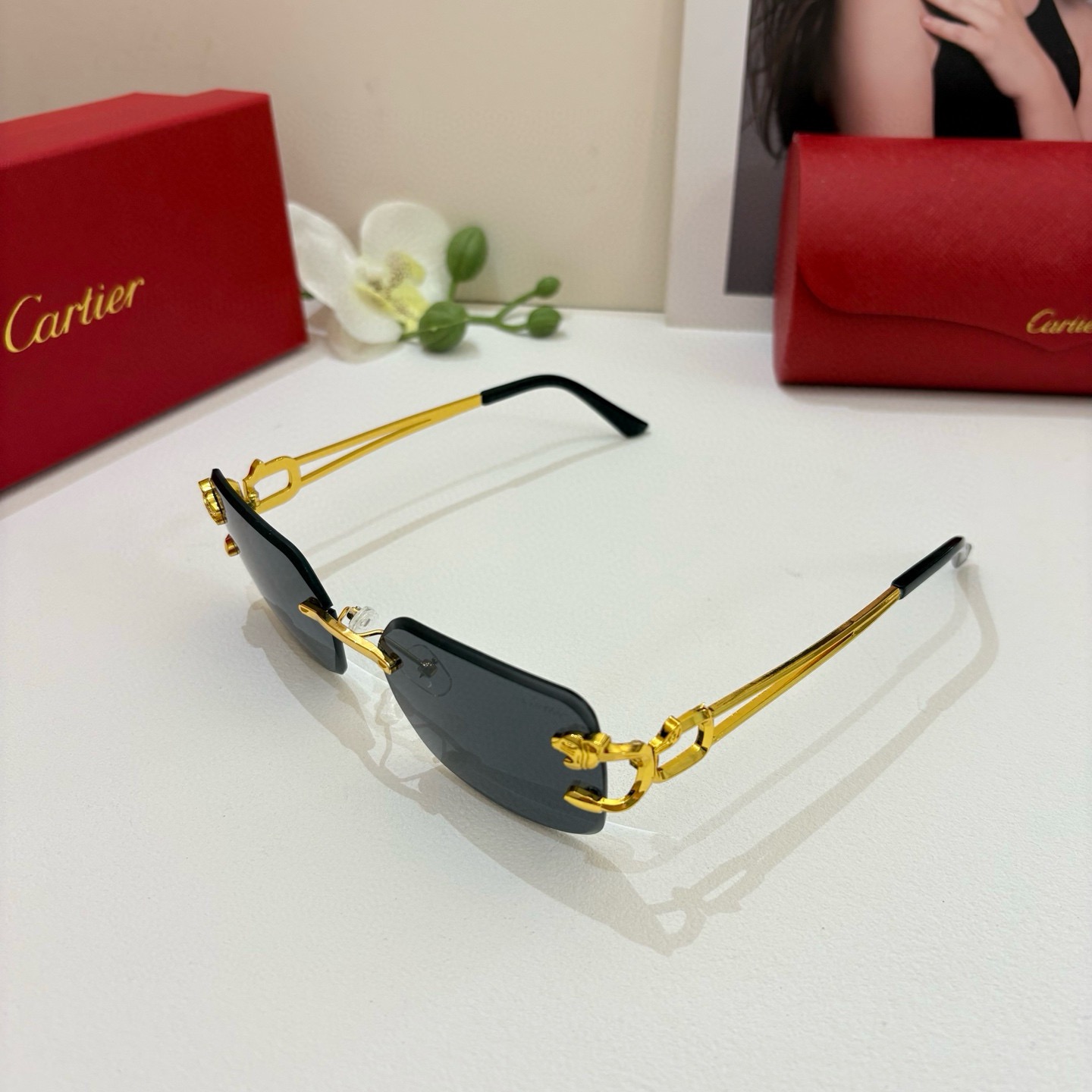 [TOP] Cartier Sunglasses - Black - 711 Luxury