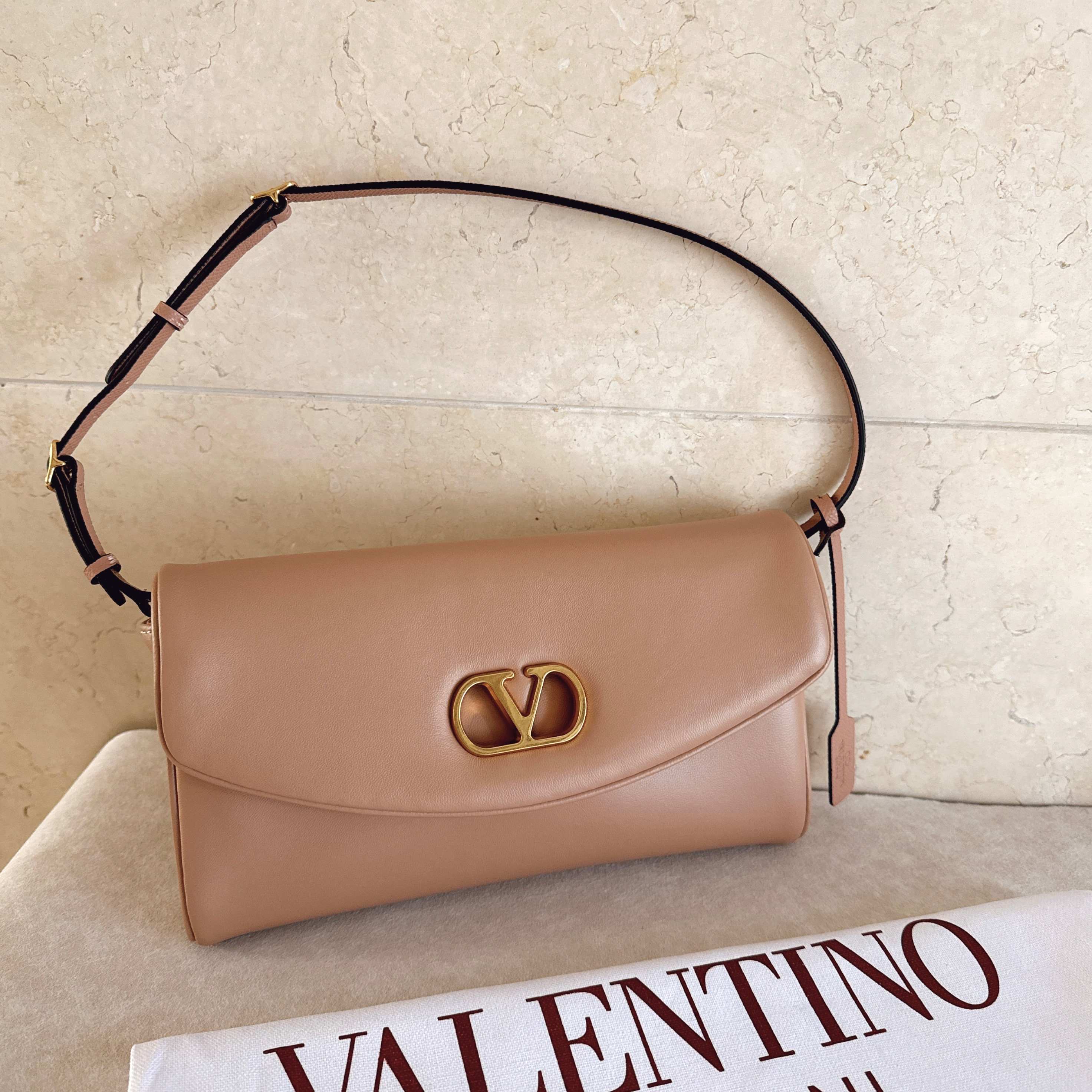 [TOP] VALENTINO GARAVANI DEVAIN Bag 23.5 X 12 X 3 cm - Nude Pink