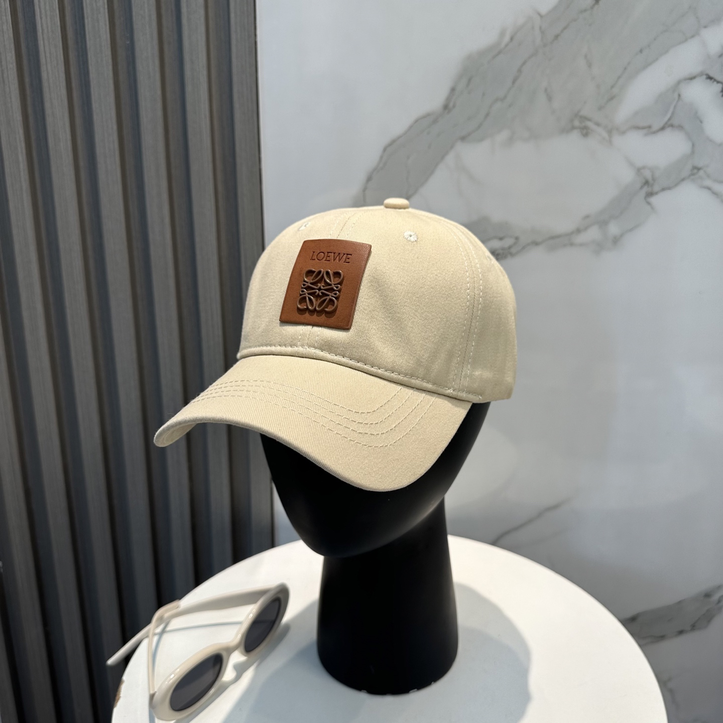 [TOP] LOEWE Baseball Hat - Beige - 711 Luxury