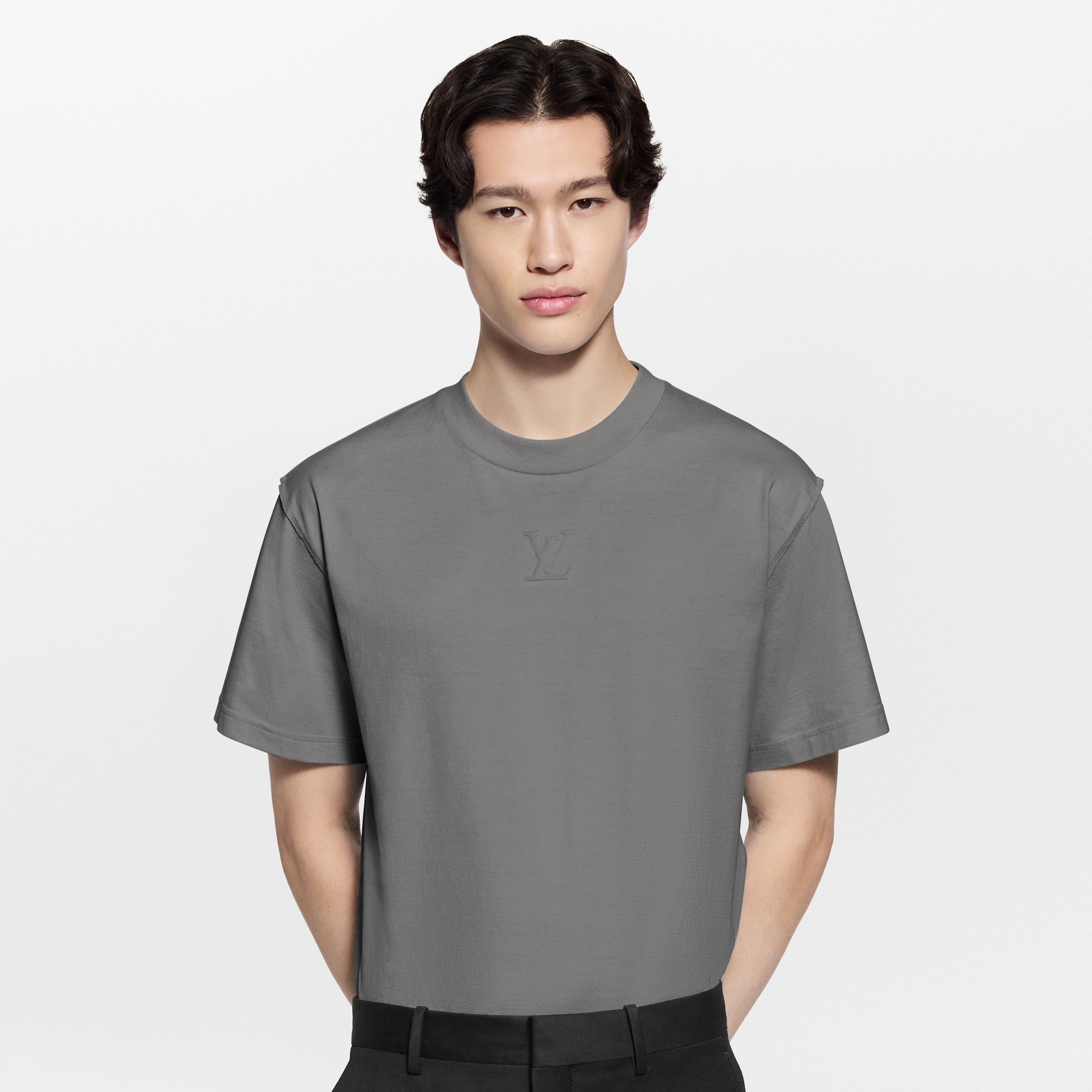 Louis Vuitton Clothing LOUIS VUITTON Embossed LV T-Shirt #394872 View 2 | Nigo Office