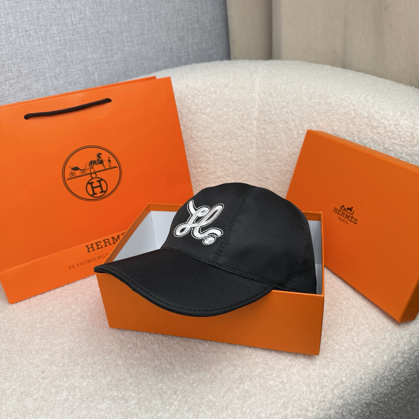 [TOP] HERMES Baseball Hat - Black - 711 Luxury