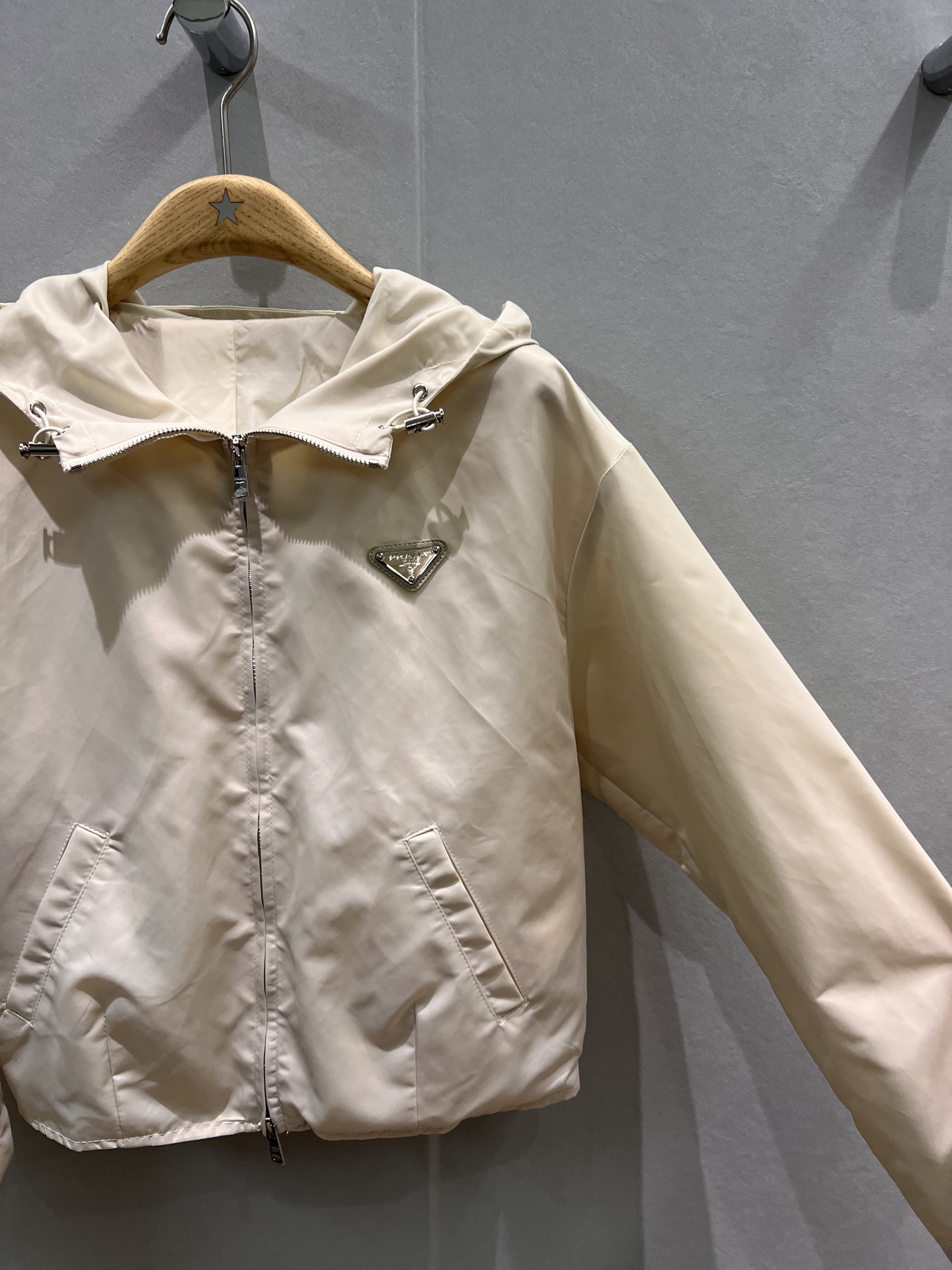 [TOP] PRADA Nylon Hooded Jacket - Beige