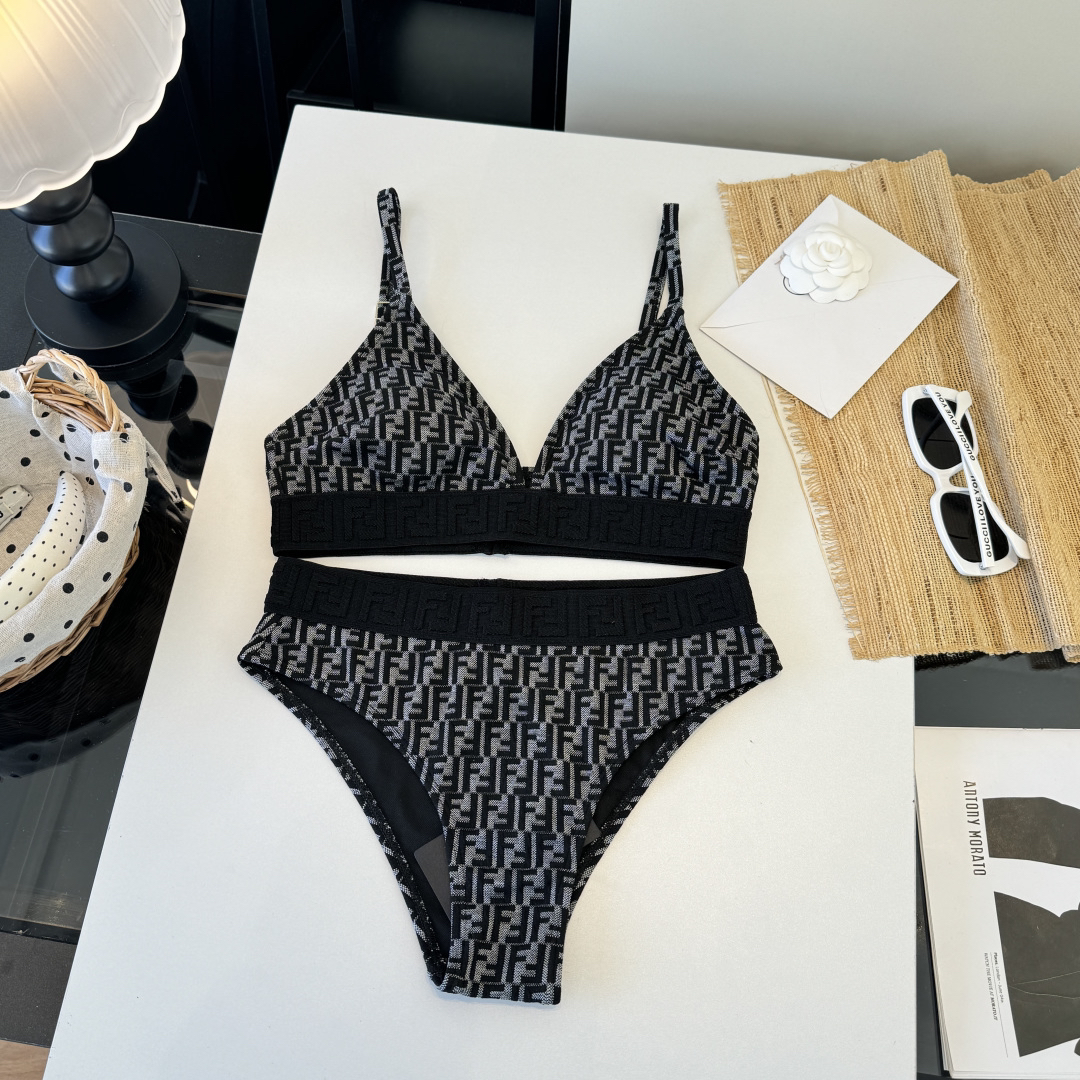 [TOP] BURBERRY Bikini Swimsuit - Gray - 711 Luxury