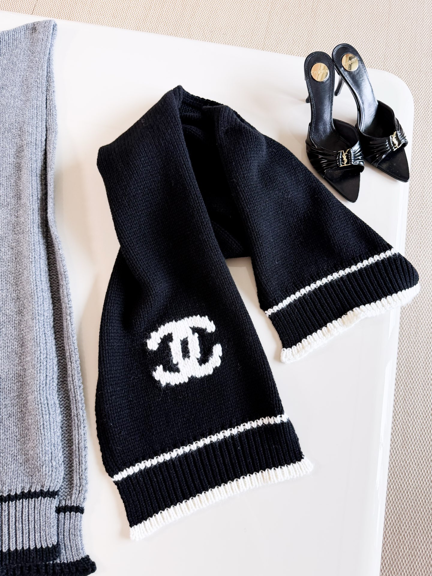 Chanel Scarf Chanel CC Colorblock Knitted Rib Scarf #390618 View 2 | Nigo Office