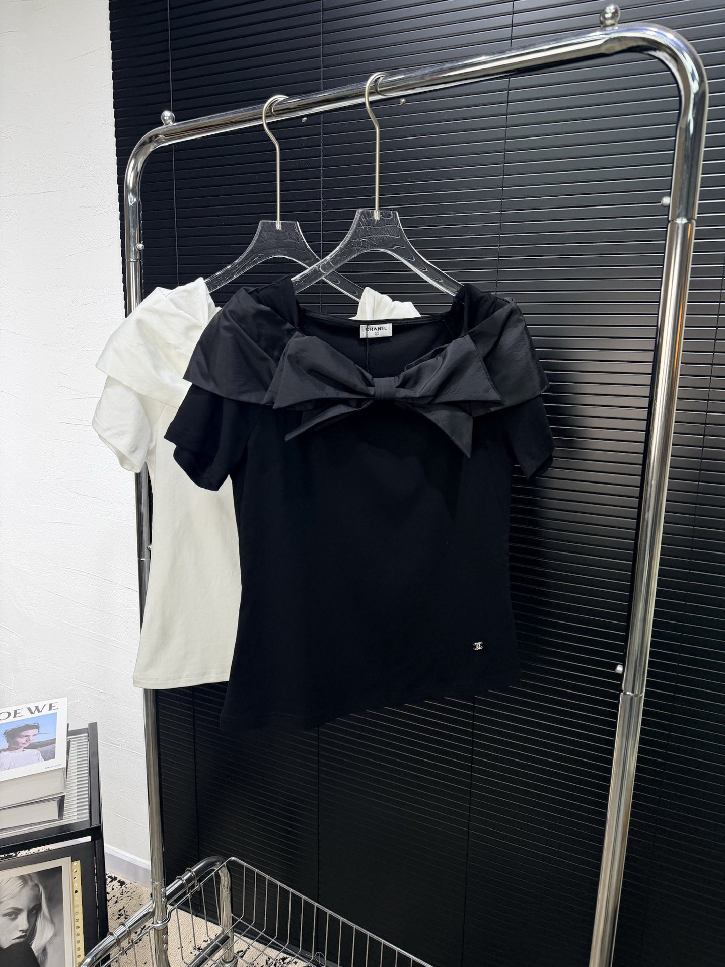 [TOP] CHANEL T-shirt - Black