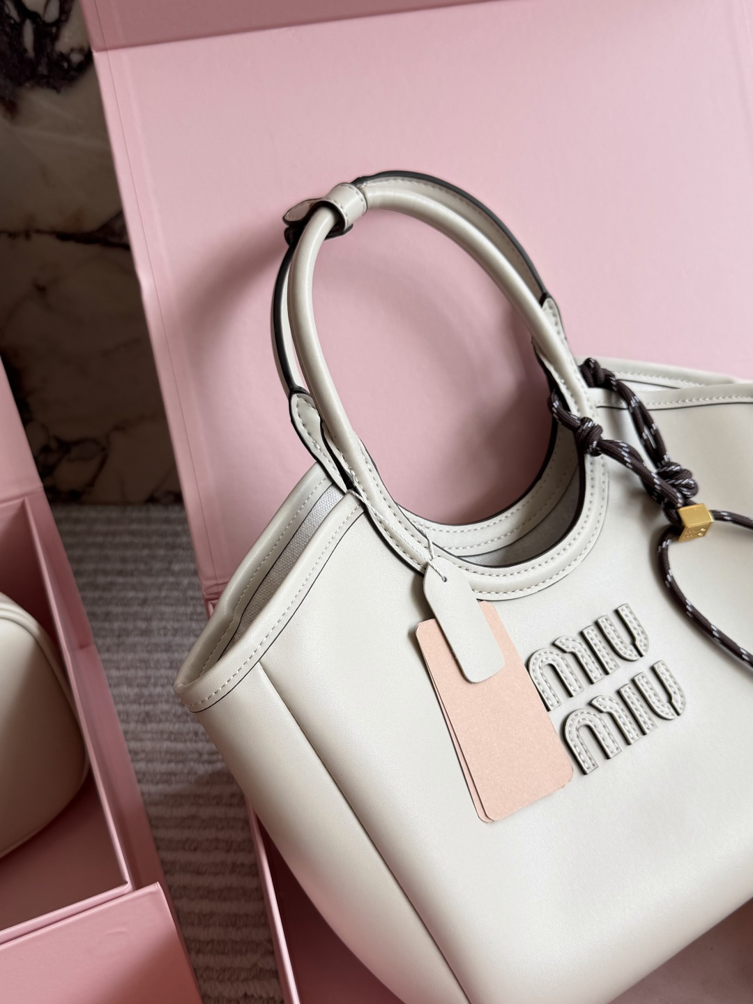 Miu Miu Limited Edition Tote Bag White Leather with Detachable Strap (Replica)