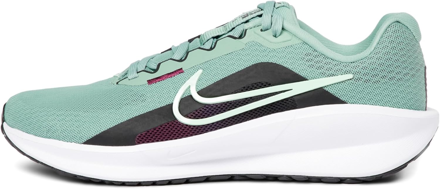 Nike Women's Downshifter 13 Road Running Shoes