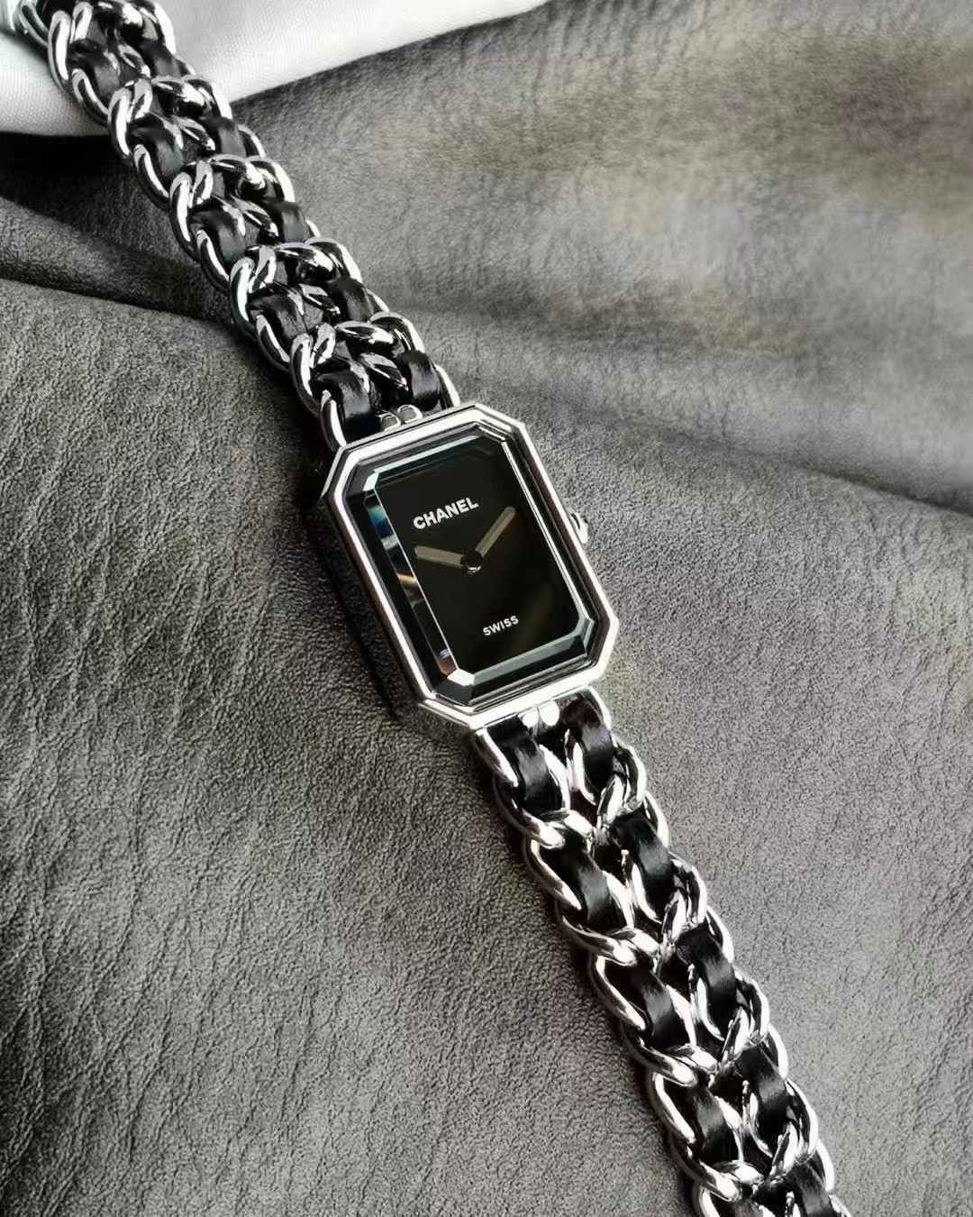 [TOP] CHANEL Premiere Rock Watch - Black & Sliver - 711 Luxury