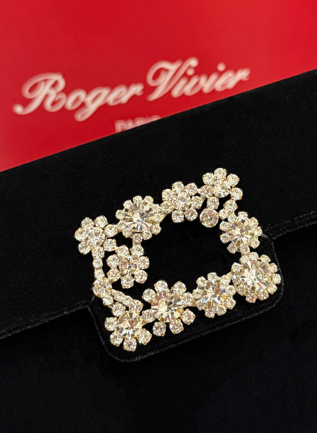 [TOP] ROGER VIVIER Diamond Bag 24-3-13 CM - Black - 711 Luxury