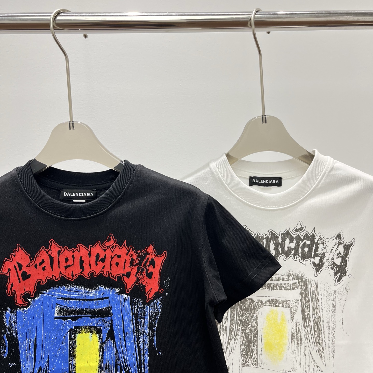 Balenciaga Unisex Kids Black White Gothic Window Graphic Short Sleeve T-Shirt Boys Girls Sizes 90-160