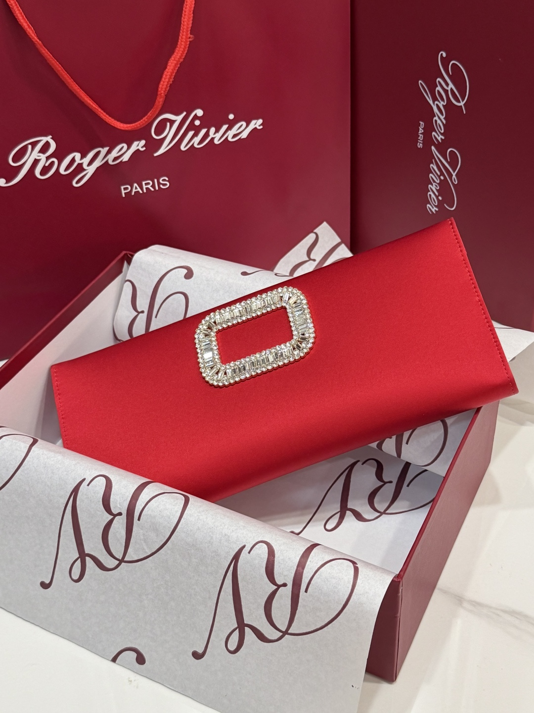 [TOP] ROGER VIVIER Diamond Bag 27 CM - Red - 711 Luxury