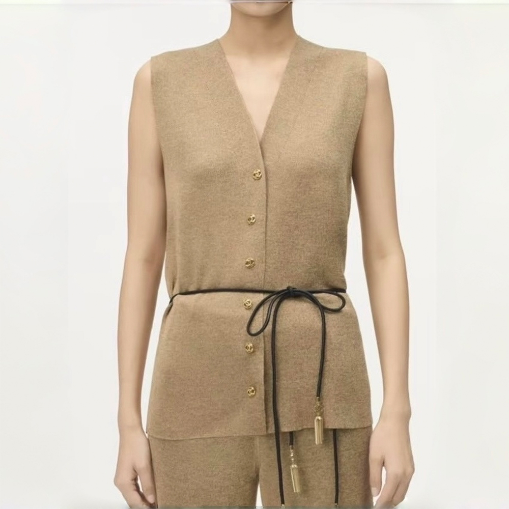 Chanel Clothing Chanel CC V-neck Knitted Vest #393647 | Nigo Office
