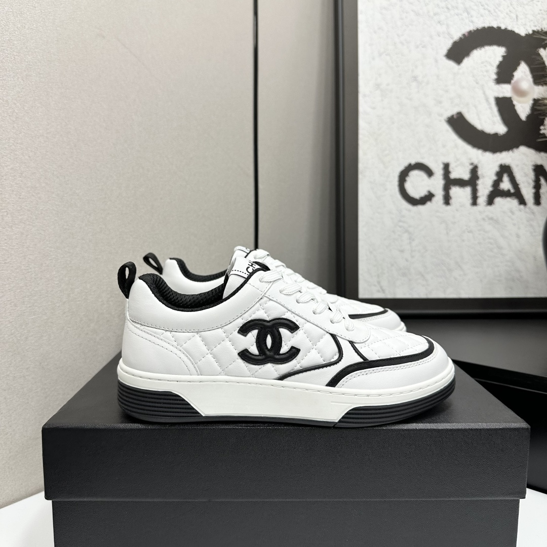 [TOP] CHANEL Casual Sneakers - 4 Colors
