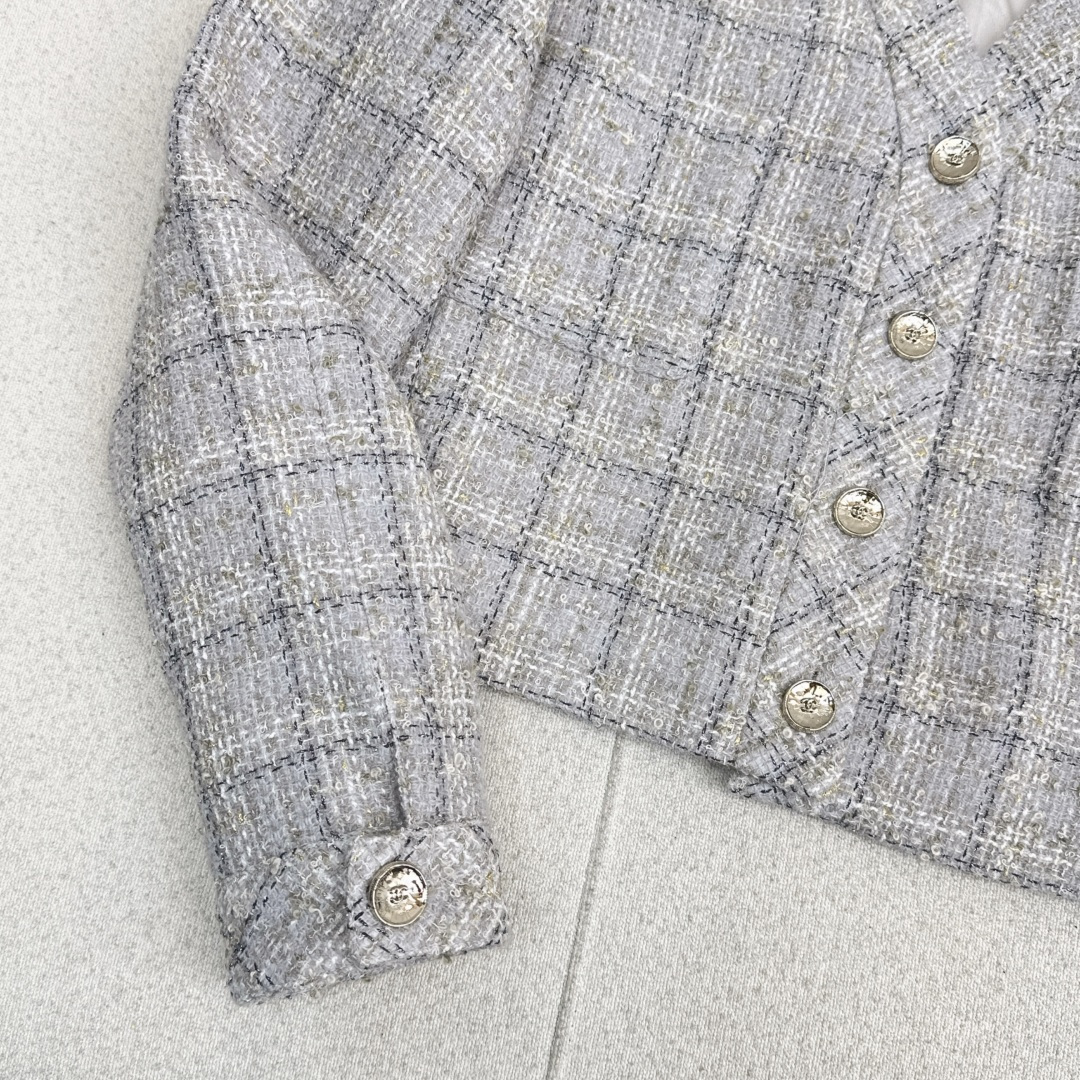 [TOP] CHANEL  Short Woven Jacket - Grey