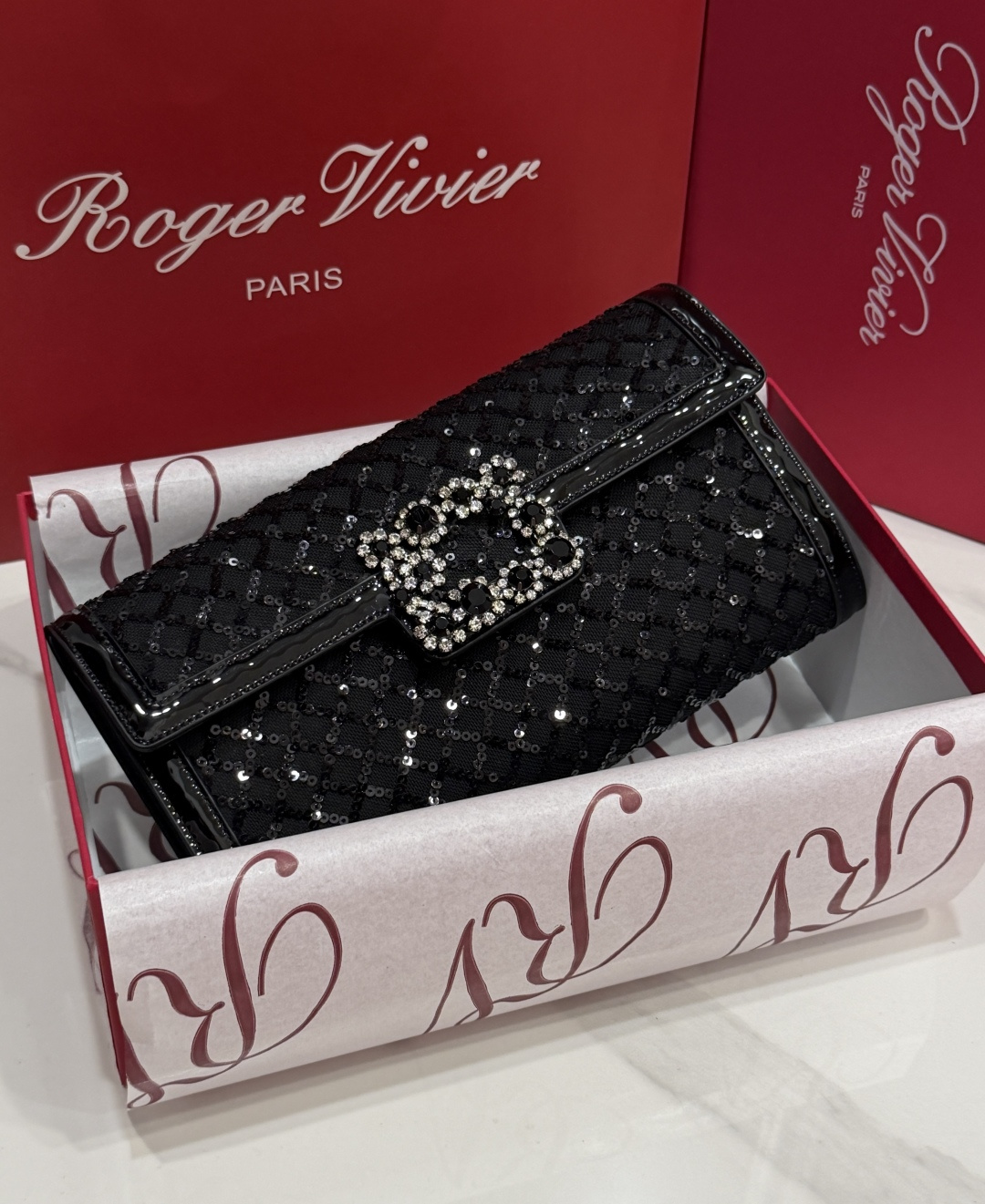 [TOP] ROGER VIVIER Diamond  Bag with Embroidered Bead Pieces  24-13-3 CM - Black - 711 Luxury