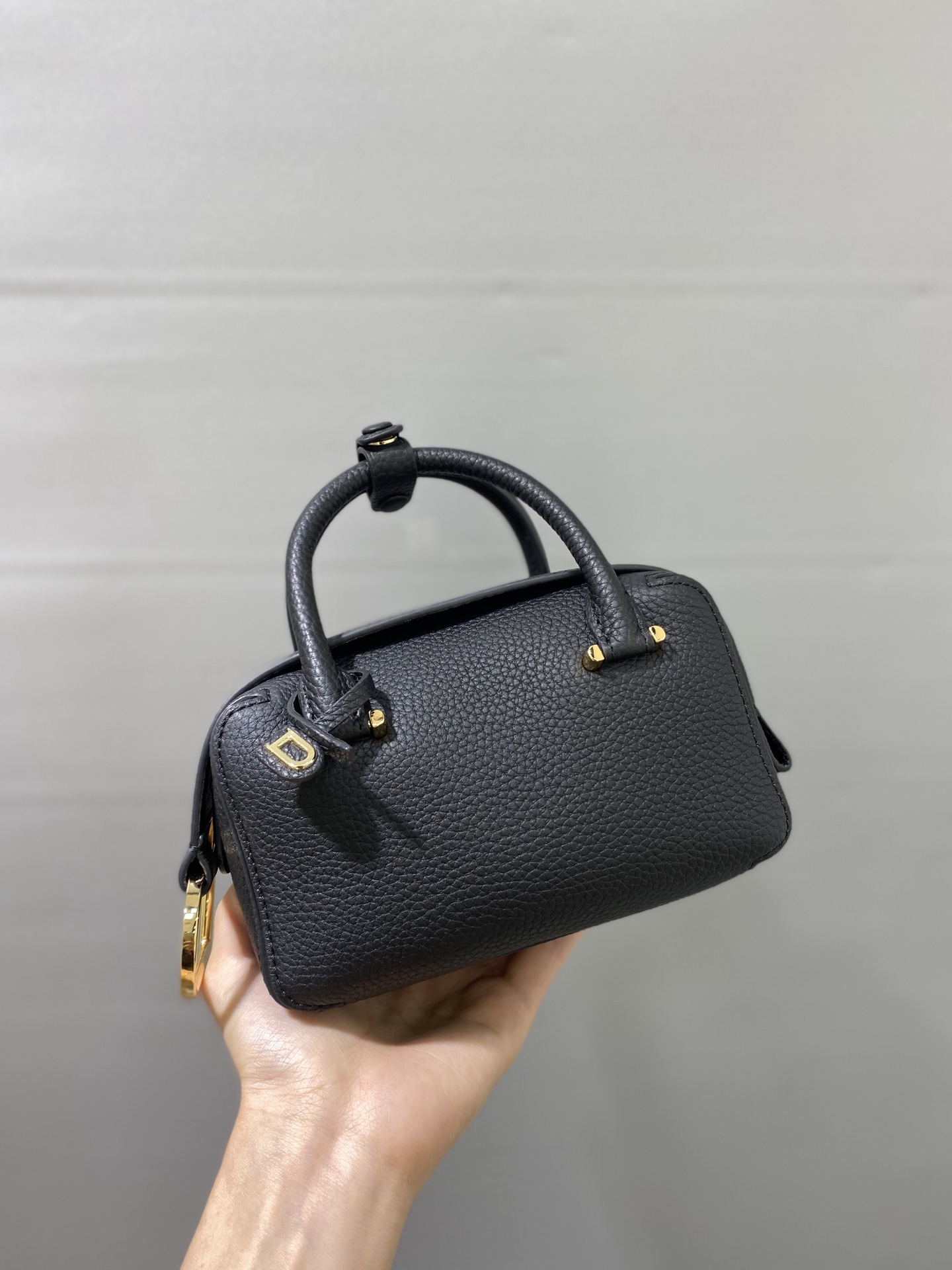 [TOP] Delvaux Cool Box Nano Bag 16cm - Black - 711 Luxury