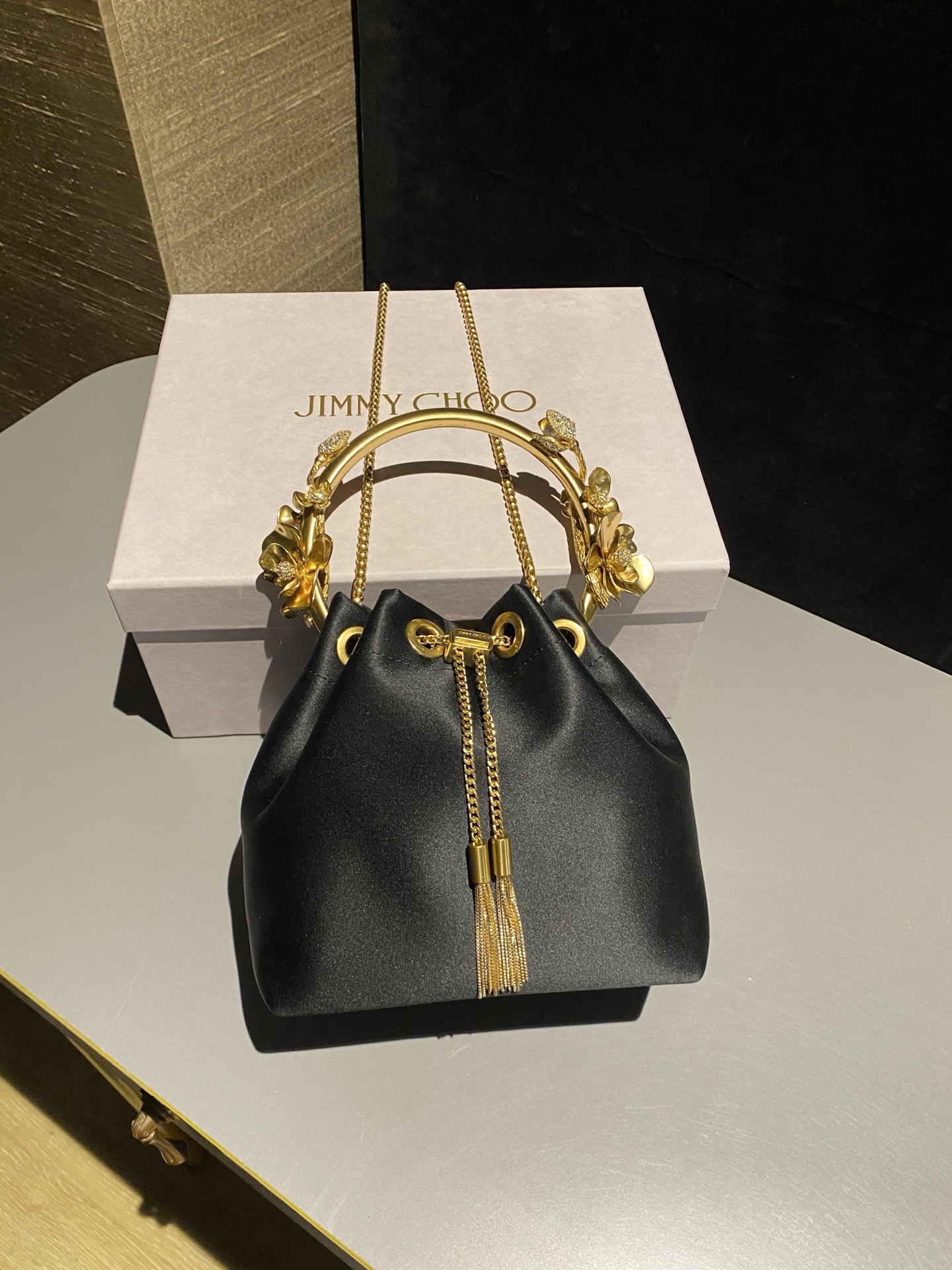 [TOP] JIMMY CHOO Bon Bon Bag 16*15*9.5CM - Black - 711 Luxury