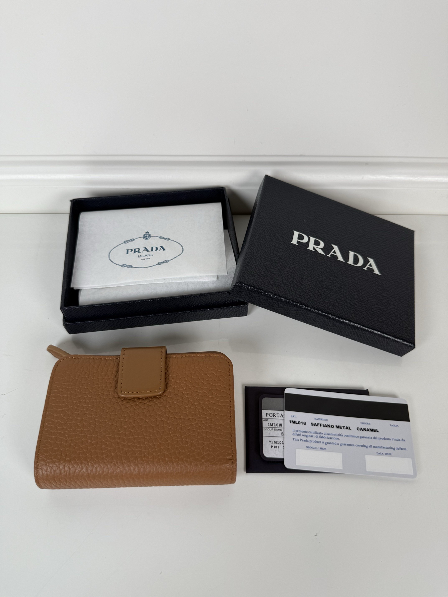 [TOP] PRADA Wallet 12 x 8cm - Brown - 711 Luxury