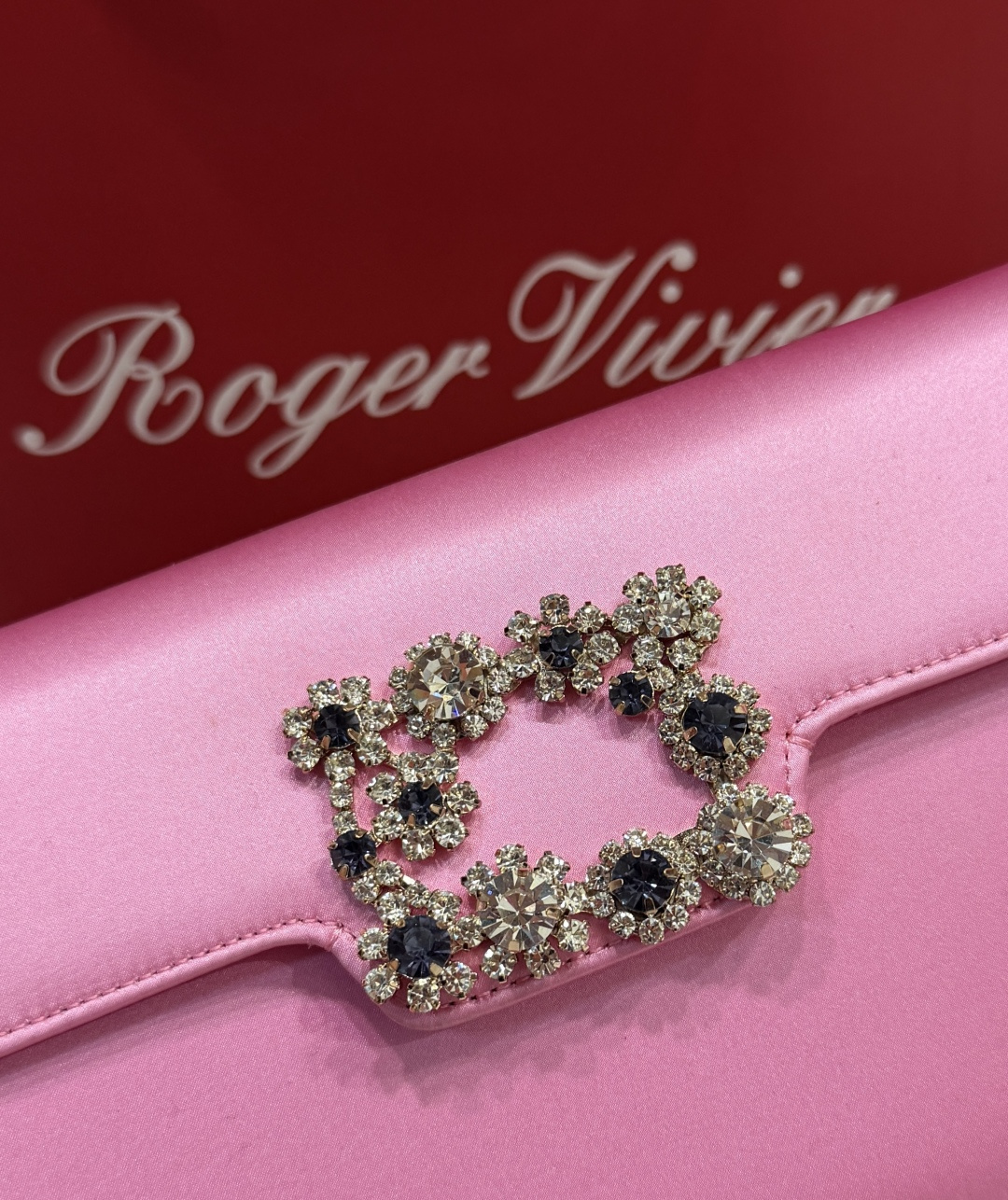 [TOP] ROGER VIVIER Diamond Bag 24-13-3 CM - Pink - 711 Luxury