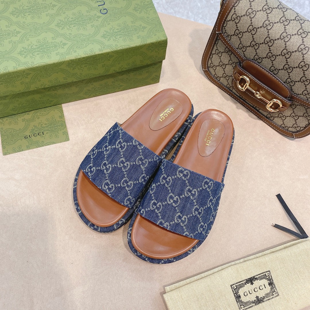 [TOP] GUCCI  Sandals  - Blue - 711 Luxury