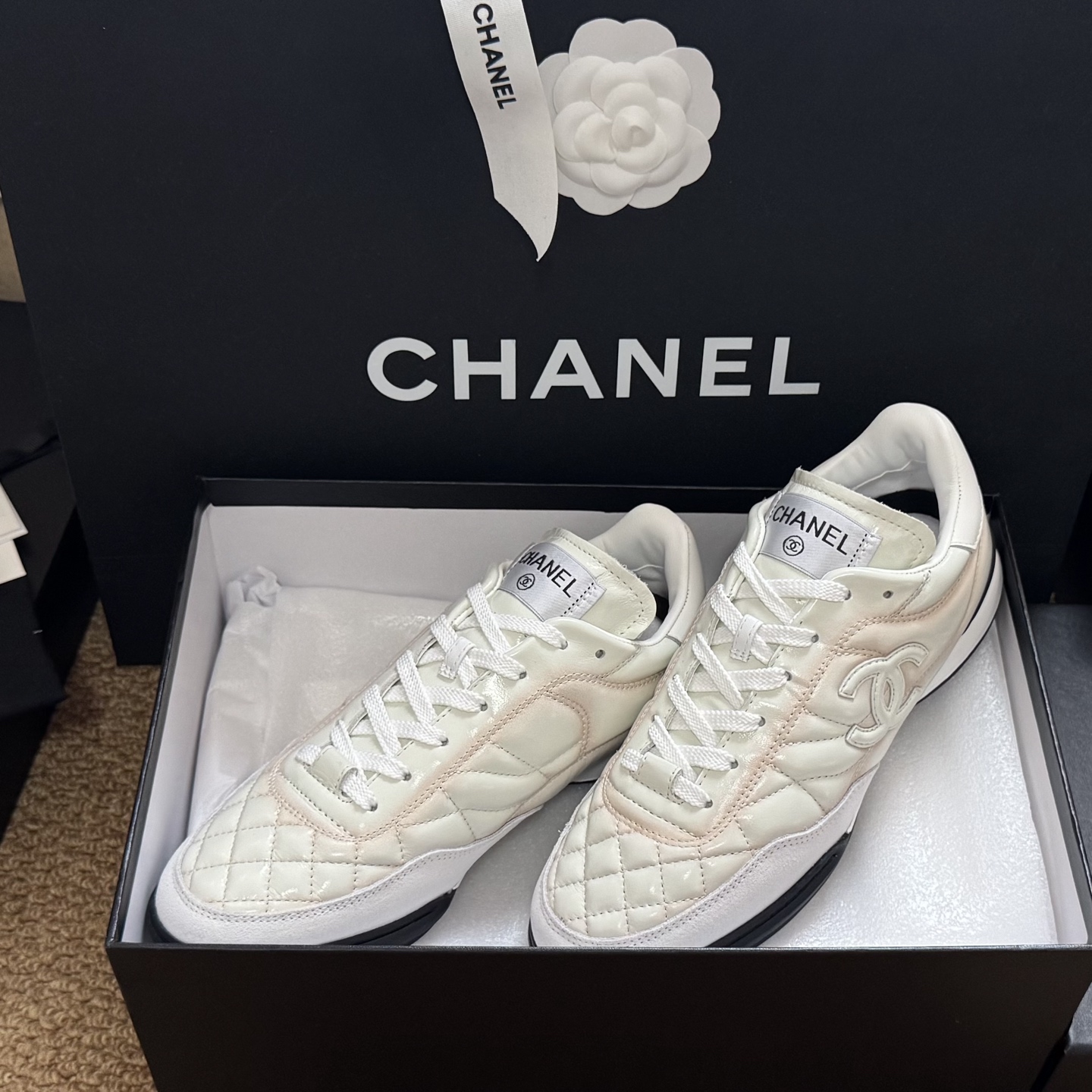 [TOP] CHANEL Sneakers - White - 711 Luxury