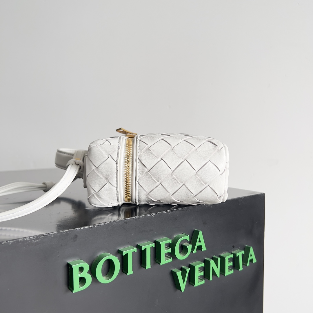 Bottega Veneta