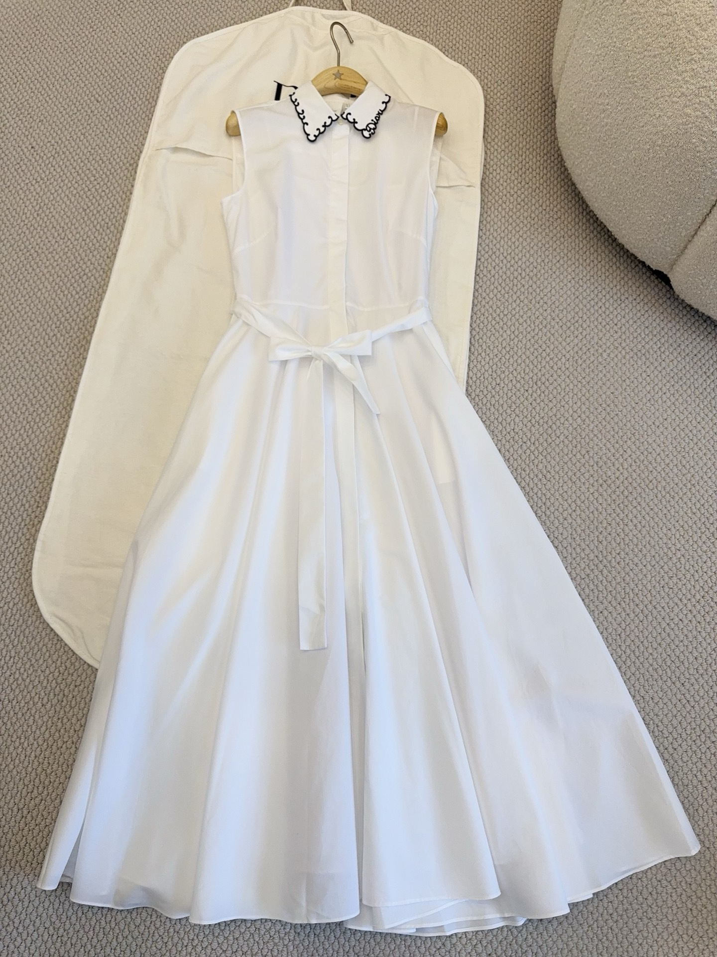 Dior Sleeveless White Dress #384036