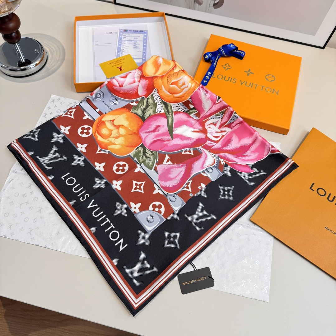 [TOP] Louis Vuitton LV Silk Scarf - Black