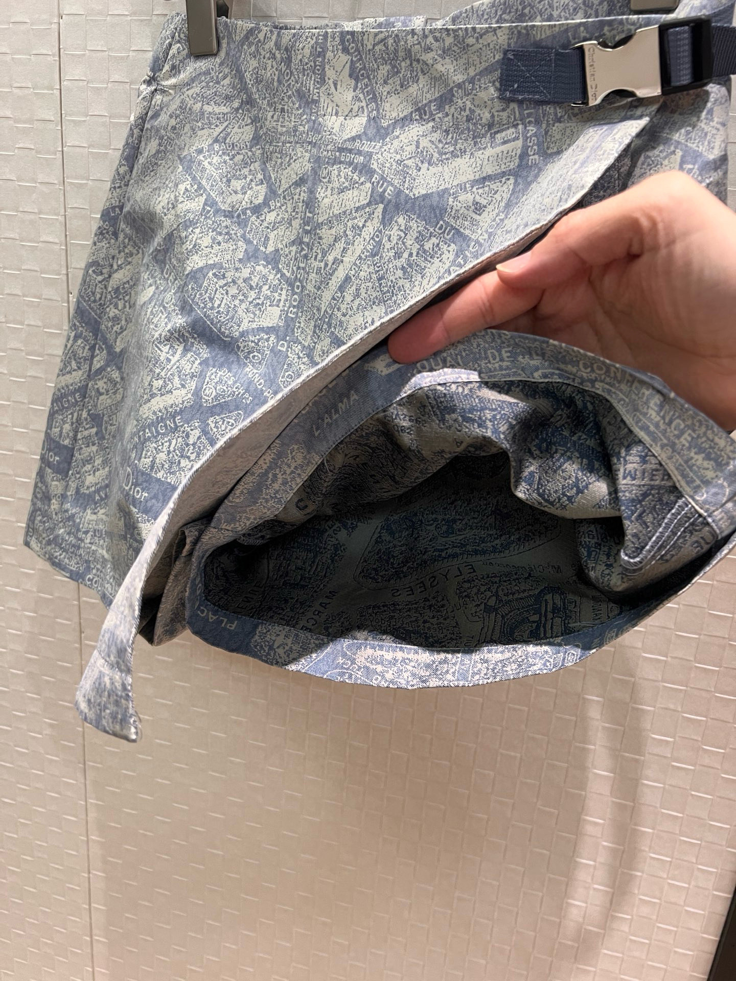 [TOP] Christian Dior Shorts - Grey