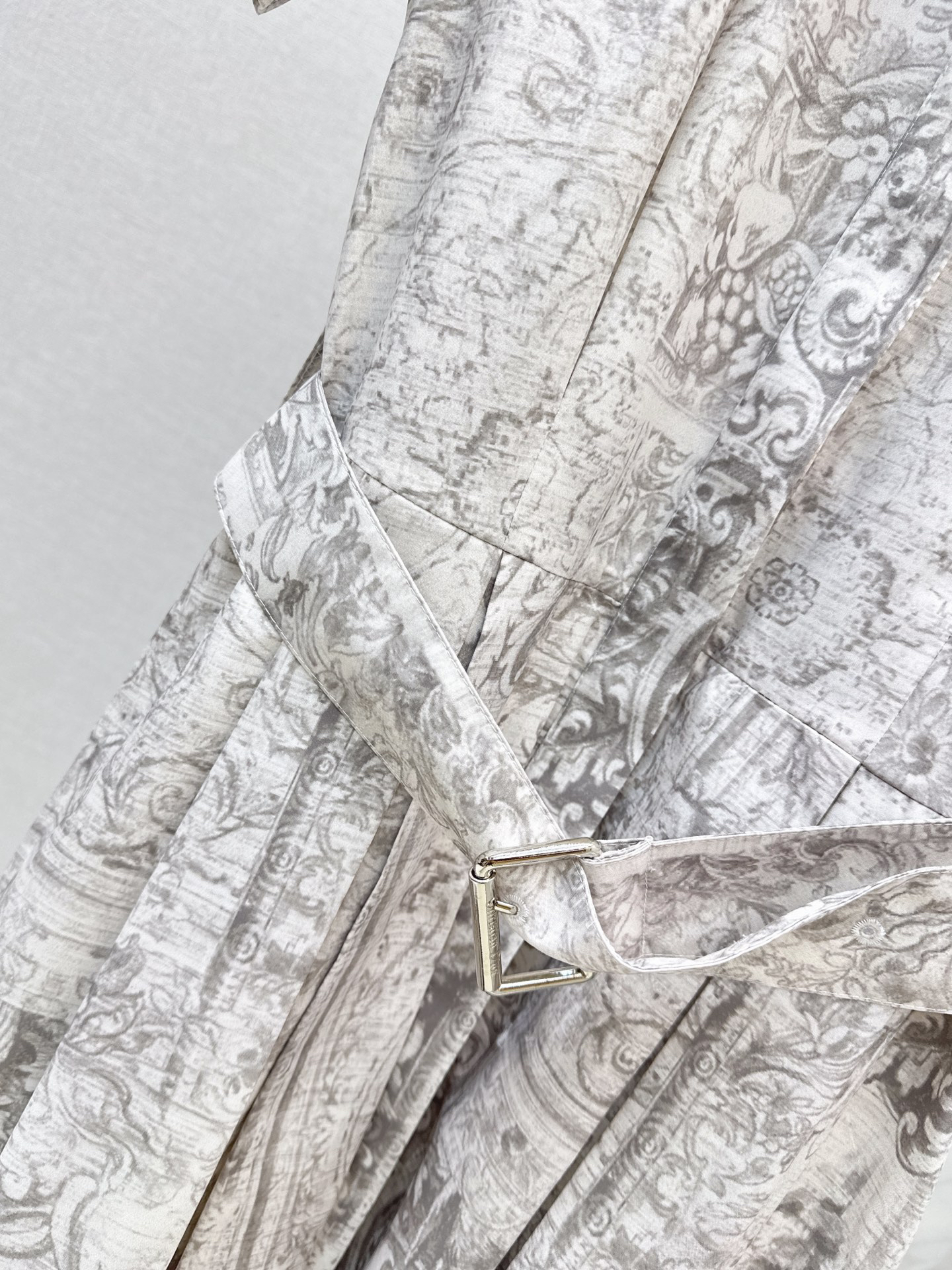 [TOP] Christian Dior  Dress - White