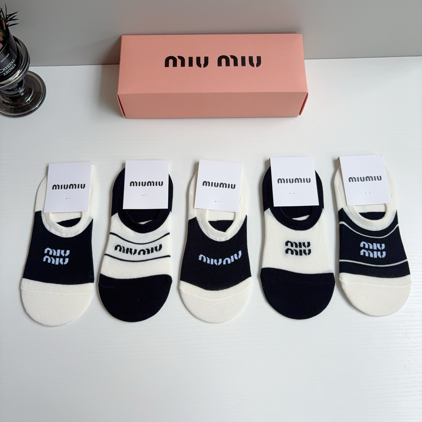 [TOP] Miu Miu Socks - 5 Pieces as a Set - 711 Luxury